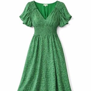 A green dress with a vineyard background from Max Studio at XL size.